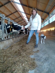Janet bij de koeien